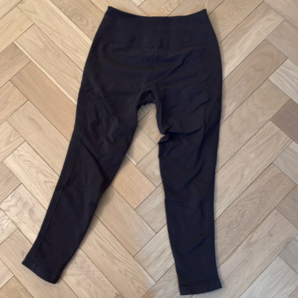 Thick lululemon leggings